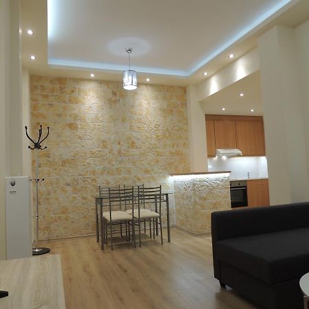 Apartment Near Acropolis Atene Esterno foto